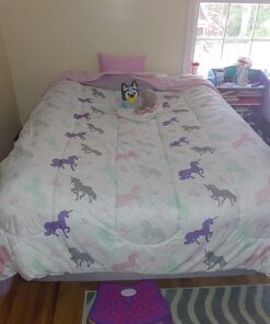 Amazon Basics Kid's Easy Care Microfiber Bed-in-a-Bag 7-Piece Bedding Set, Full/Queen, Purple Unicorns, Solid & Printed 32 7132CkD7qL