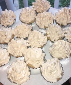 Bakers dozen Premium Piping Bags 12" with Extra Tickness | 100 Disposable Pastry Bags with 1 Coupler and 2 Ties | Kitchen Icing Bags | Cake Decoration Piping Bags | Anti-Burst and Non-slip Piping Bag 12 IN 100 Pastry Bags Pieces 42 71330VhH4JL