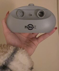 PetSafe Indoor Ultrasonic Dog Bark Control - No Collar Needed - Up to 25 ft Range - Anti-Bark Pet Training System - Automatic with Manual Trainer Button One Size 28 713CWAjvA7L