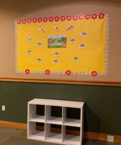 Fadeless Bulletin Board Paper, Fade-Resistant Paper for Classroom Decor, 48” x 50’, Canary, 1 Roll 16 713FfZtI8YL