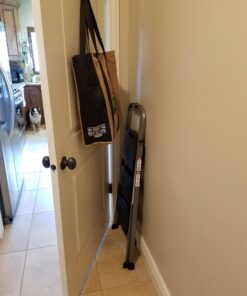 Rubbermaid RM-3W 3-Step Steel Step Ladder with Hand Grip, 200 lb Capacity, Silver 3-Step Stool 37 713YNQ5ZlcL