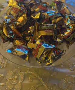 SNICKERS, TWIX, MILKY WAY & 3 MUSKETEERS Variety Pack Super Bowl Milk Chocolate Candy Bars Assortment, 240 Pieces Bag 37 713dRT7jaCL