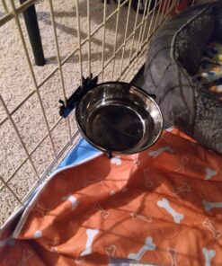 MidWest Homes for Pets Snap'y Fit Food Bowl | Pet Bowl, 20 oz. (2.5 cups) | Dog Bowl Easily Affixes to a Metal Dog Crate, Cat Cage or Bird Cage | Pet Bowl Measures 6L x 6W x 2H Inches,Silver 20 Ounces (2.5 cups) 41 713fIhk1aSL