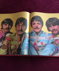 Sgt. Pepper's Lonely Hearts Club Band Super Deluxe Audio CD, Box set, May 26, 2017 20 713pi73fsPL