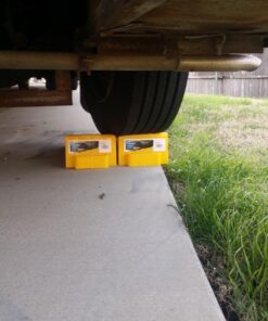 Camco Yellow Drive On Tri-Leveler, Raises Your RV Up by 3-7/8" Works on Any Tire , Has Built In Handle, Load Capacity of 3500 lbs, Durable Non Slip Surface (44573) Standard Packaging 21 713sgw5ZHL