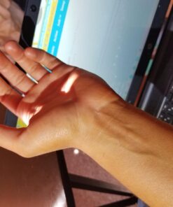 Fake Bake Flawless Darker Self-Tanning Liquid Streak-Free, Long-Lasting Natural Glow For All Skin Tones - Sunless Tanner Includes Professional Mitt For Easy Application, Black Coconut Scent - 6 oz 6 Fl Oz (Pack of 1) 45 7149XT9u53L