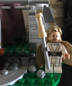 LEGO Star Wars: The Last Jedi Ahch-To Island Training 75200 Building Kit (241 Pieces) (Discontinued by Manufacturer) 17 714R70DdjPL