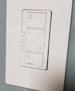 Alternative view of Lutron Caséta Wireless Smart Dimmer