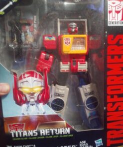 Transformers Generations Titans Return Autobot Blaster and Twin Cast 27 714hTSCdBpL