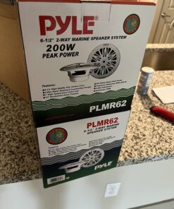 Pyle 6.5 Inch Dual Marine Speakers - 2 Way Waterproof and Weather Resistant Outdoor Audio Stereo Sound System with 200 Watt Power, Poly Carbon Cone and Butyl Rubber Surround - 1 Pair - PLMR62 (White) 39 714hpH 1xBL