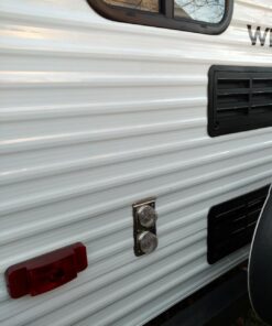 Camco Flying Insect Screen | Features a Heavy-Duty Stainless Steel Mesh Cover and Fits Most Duo-therm and Suburban Furnace Vents (42141) 2 Count (Pack of 1) 2 Count (Pack of 1) FUR200 53 714rte1T8PL