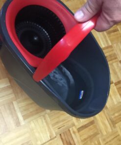 O-Cedar EasyWring Microfiber Spin Mop, Bucket Floor Cleaning System, Red, Gray 48 714xdN8Z7EL