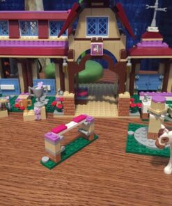 LEGO Friends 41126 Heartlake Riding Club Building Kit (575 Piece) 20 7151fSrFWIL