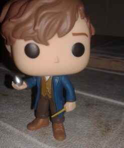 Funko POP Movies: Fantastic Beasts - Newt w/Egg Action Figure 31 715Xz52r51L