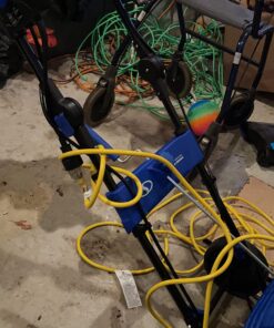 Southwire 2588SW0002 Outdoor Cord-12/3 SJTW Heavy Duty 3 Prong Extension Cord-for Commercial Use (50'; Yellow); 50 Feet 50 ft 40 715Z3yZQmOL