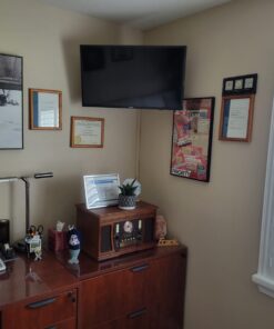 TV Mount, Full Motion TV Wall Mount Swivel Tilt for 26-60 Inch TVs and Monitors up to 70lbs, Single Stud Corner Outdoor Wall Mount TV Bracket Articulating Extension Leveling Max VESA 400X400mm 41 715esmrnkYL