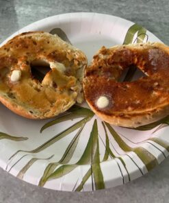 Amazon Basics Everyday Paper Plates, 8 5/8 Inch, Disposable, 100 Count 16 715o3Ol9ZNL