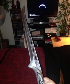 UNITED CUTLERY The Hobbit Sword Of Thranduil The Elvenking With Wooden Wall Plaque - Officially Licensed, Stainless Steel Blade, Authentically Detailed Metal Hilt, For LOTR Collectors - Length 41 7/8" 19 7160nyxeOtL