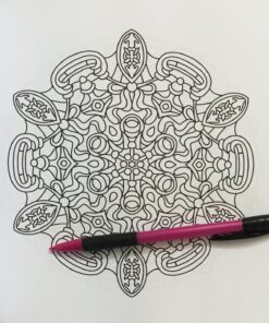 Centered - For Crayons And Wide Tipped Markers: Angie's Gentle Mood Menders - Volume 2 (Angie's Gentle Mood Menders - For Crayons And Wide Tipped Markers) Paperback, Large Print 51 716EF 5SCWL