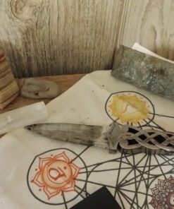 www.mysticalblades.com 9" Thor's Hammer Twisted Steel Celtic Sgian Dubh Scottish Dirk Wedding Athame Dagger with Red Ruby 8 716nGvvNUyL