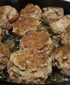 Lodge 10.25 Inch Cast Iron Pre-Seasoned Skillet – Signature Teardrop Handle - Use in the Oven, on the Stove, on the Grill, or Over a Campfire, Black 73 716pT1S288L