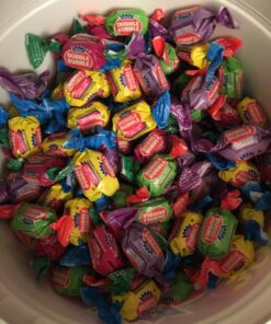Tootsie Roll Dubble Bubble Holiday Size - 300 Count Resealable Tub of Individually Wrapped Fruit and Bubble Gum - Original, Watermelon, Apple and Grape Flavors - Peanut and Gluten Free, 47.6 Ounce Assorted 300 Count (Pack of 1) 27 716qJh4eY8L