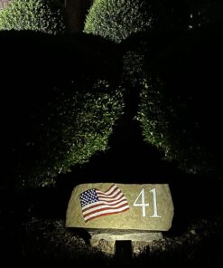 ARTEZA Outdoor Acrylic Paint Set, 20 Colours, 59 ml Bottles, with Storage Box, Rich Pigments, Multi-Surface Paints for Rock, Wood, Fabric, Leather, Paper, Crafts, Canvas and Wall Painting 20 x 59ml (2 fl oz) Outdoor 32 716xA31atdL