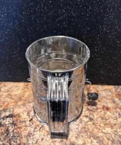 Norpro 3-Cup Stainless Steel Rotary Hand Crank Flour Sifter With 2 Wire Agitator 34 716y1zF4rVL