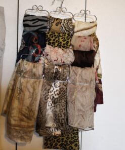 DecoBros Supreme 23 Loop Scarf/Belt/Tie Organizer Hanger Holder, Chrome 26 717 D5Ff9hL