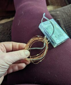 Amazon Basics 9ft 25 LED Fairy Lights, Battery Powered Outdoor String Lights for Bedroom, 2-pack (50 LEDs total), Warm White 25 LEDs, Fairy String - 2 pack 67 717 fCnmrXL