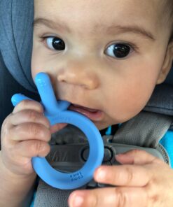 Comotomo Silicone Baby Teether, Blue, 1.75x1.75x3 Inch (Pack of 1) 1.75x1.75x3 Inch (Pack of 1) 20 7176eMlCYNL