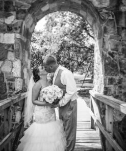 Nikon D5300 24.2 MP CMOS Digital SLR Camera with 18-55mm f/3.5-5.6G ED VR Auto Focus-S DX NIKKOR Zoom Lens (Black) 59 7177wsuAllL