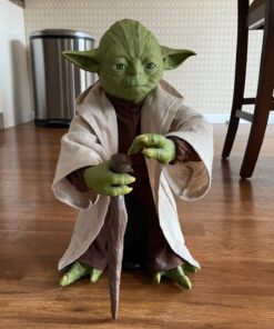 STAR WARS Legendary Jedi Master Yoda, Collector Box Edition 36 717v5JN26dL