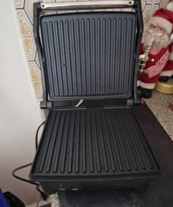 Chefman Panini Press Grill and Gourmet Sandwich Maker Non-Stick Coated Plates, Opens 180 Degrees to Fit Any Type or Size of Food, Stainless Steel Surface and Removable Drip Tray, 4 Slice, Black 33 71800Vc9fQL