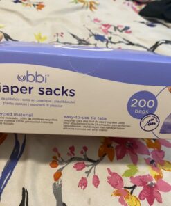 Ubbi Disposable Diaper Sacks, Lavender Scented, Easy-To-Tie Tabs, Diaper Disposal or Pet Waste Bags, 200 Count 40 7186jLLySxL
