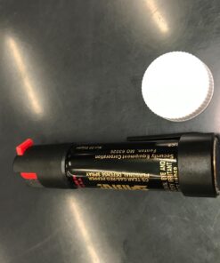 SABRE Advanced Pepper Spray, 3-in-1 Formula Contains Maximum Strength Pepper Spray, CS Military Tear Gas and UV Marking Dye, Compact Belt Clip for Easy Carry and Fast Access, 35 Bursts Black 45 718KbFJ C L