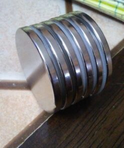 DIYMAG Powerful Neodymium Disc Magnets with Double-Sided Adhesive, Strong Permanent Rare Earth Magnets for Fridge, DIY, Building, Scientific, Craft, and Office Magnets, 1.26 inch Diameter, Pack of 6 32x3 6P 36 718NL6pkMkL