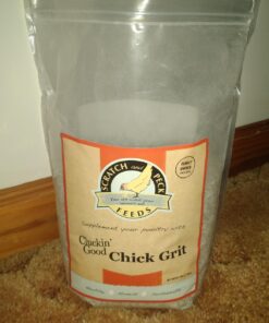 Scratch and Peck Feeds Cluckin' Good Chick Grit - 7 lbs - Gizzard Development Supplement for Baby Chicks and Ducklings - Crushed Quartzite/Granite 7 Pound (Pack of 1) Chick Grit - 7-lbs 21 718Y4SiFtLL