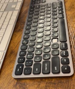 Satechi Aluminum Bluetooth Keyboard with Numeric Keypad - for M2/ M1 MacBook Pro/Air, M2/ M1 iPad Pro/Air, M2 Mac Mini, iMac M1 (Space Gray) English Space Gray 25 718YQShEWzL