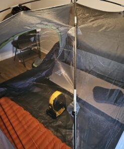 Coleman Skydome Camping Tent, 2/4/6/8 Person Family Dome Tent with 5 Minute Setup, Strong Frame can Withstand 35MPH Winds, Roomy Interior with Extra Storage Included Blue 4-person 36 718gnWkGwyL