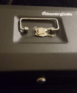 SentrySafe Cash Box, Locking Cash Box With Money Tray, Small, CB-10 35 718j0L9ZtdL