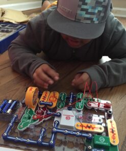 Snap Circuits 203 Electronics Exploration Kit | Over 200 STEM Projects | Full Color Project Manual | 42 Snap Modules | Unlimited Fun 21 7198wNGXmL