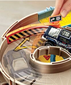 Matchbox Cars Playset, 4-Level Toy Garage & Tow Truck in 1:64 Scale, Kid-Powered Elevator, Car Repair Station & Spiral Ramp 25 719RxuMW8HL