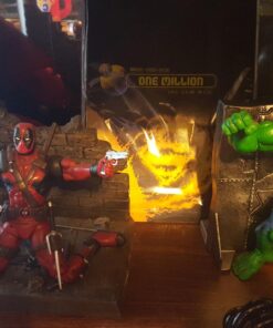 Diamond Select Toys Marvel Select: Deadpool Action Figure,Red,black,Standard 22 719UigoYPQL