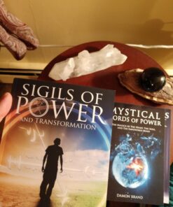 Sigils of Power and Transformation: 111 Magick Sigils to Change and Control Your Life (Gallery of Magick Books by Adam Blackthorne) 9 719XLLuQDiL