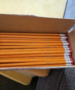 Amazon Basics Woodcased #2 Pencils, Pre-sharpened, HB Lead Bulk Box, 150 Count, Yellow 150 Count (Pack of 1) 33 719cbRd6iTL