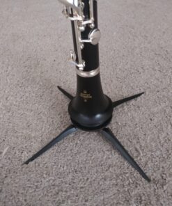 K&M König & Meyer 15222.000.55 Clarinet In-Bell Portable Stand - Lightweight with 4 Leg Folding Base - Fits A and B Clarinets - Stable Secure Base - Professional Grade - Made in Germany - Black 30 71A ASYtFhL