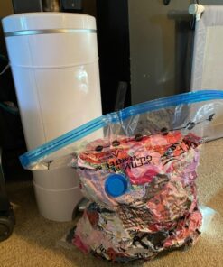 Spacesaver Variety 12pk - Space Saver Vacuum Storage Bags Save 80% Clothes Storage Space - Vacuum Seal Bags for Clothing, Comforters, Bedding - Compression Seal for Closet Storage - Pump for Travel 12 Pack 50 71A SFhfb1L