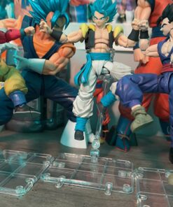 TAMASHII NATIONS - Super Saiyan God Super Saiyan Gogeta, Bandai Figure 42 71A4pLufJ3L