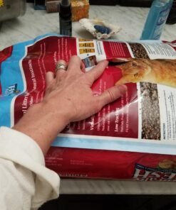 Naturally Fresh Cat Litter - Walnut-Based Quick-Clumping Kitty Litter, Unscented, Multi-Cat, 14 lb Multi-Cat Unscented 30 71AD1D5cuL